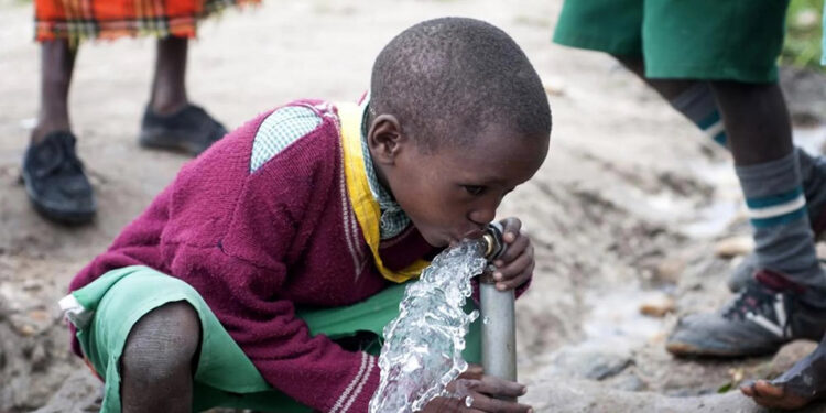 Dünyada yeterli suya ulaşamayan 2,4 milyar insan var
