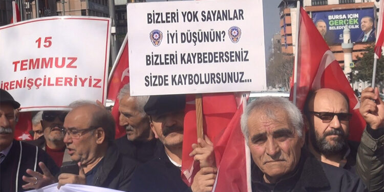 Tüm polislere 3600 ek gösterge verilmeli