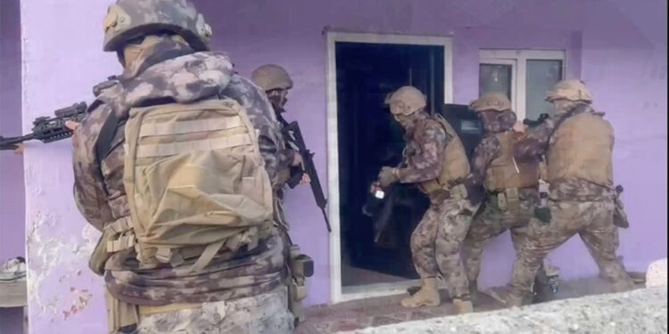 Erzincan'da suç örgütüne operasyon; 6 tutuklama