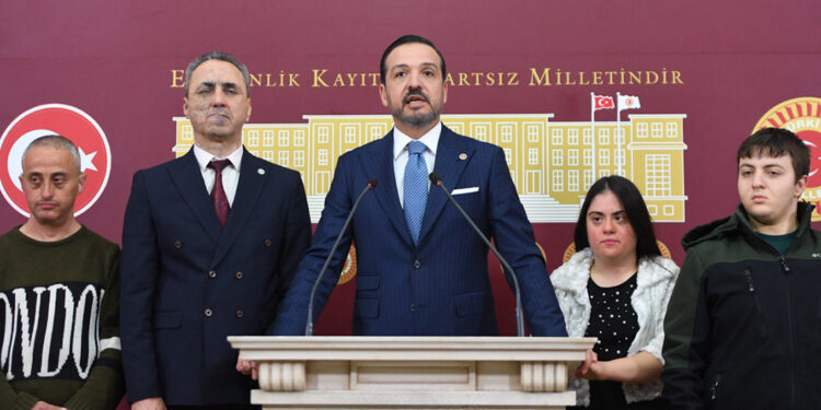 Engellilerin ücretlerinin yüzde 50 artırılmasını teklif ediyoruz