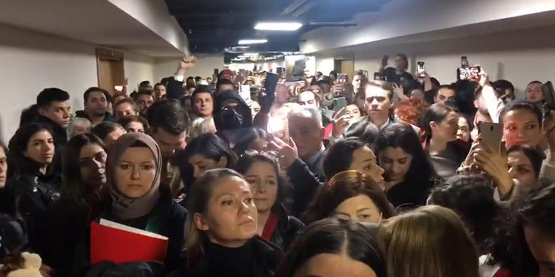 Eros'un katiline tutuklama talebi