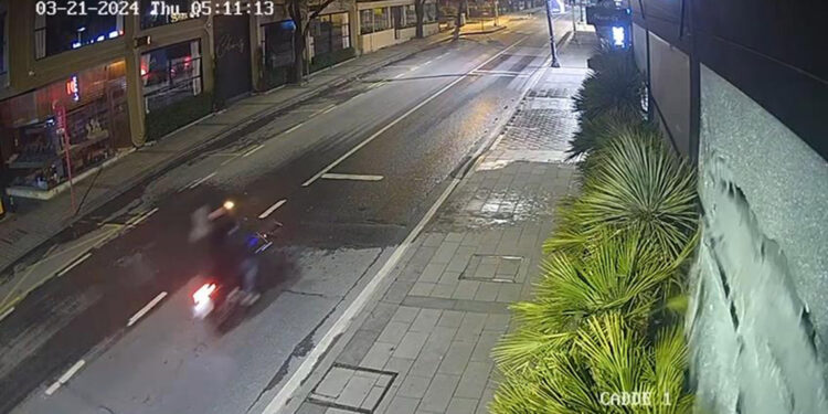 Etiler'deki Nusr-Et restoranına saldırı anı kamerada