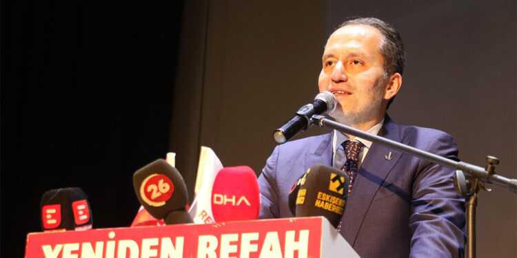 Türkiye'de halkın yüzde 85'i yoksul