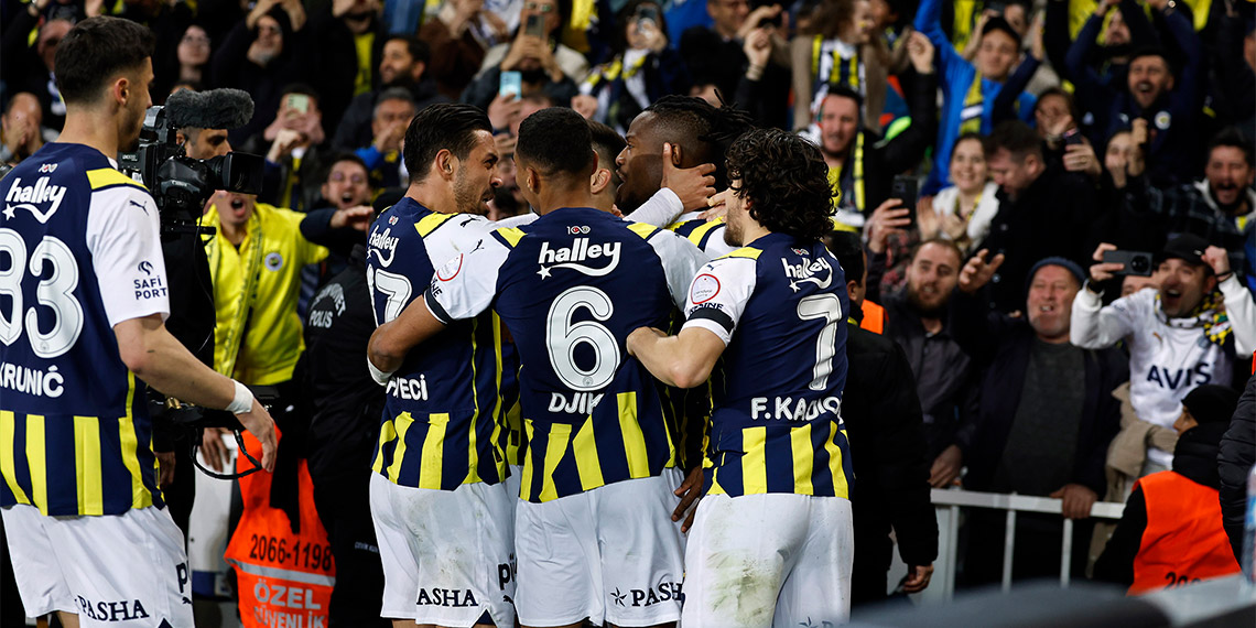 Fenerbahçe, UEFA Avrupa Konferans Ligi Son 16 Turu'nda 3-0 kazandığı ilk maçın rövanşında Belçika ekibi Union Saint-Gilloise ile yarın sahasında karşı karşıya gelecek.