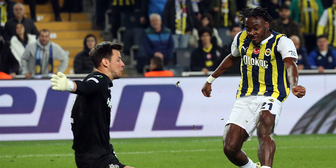 Union Saint-Gilloise Teknik Direktörü Alexander Blessin, “Çok güzel oynadık. Gururluyum. Fenerbahçe Stadı’ndan galibiyetle ayrıldık ve böyle veda ettik. Gayet başarılı olduğumuzu düşünüyorum. Bunun üzerine koyacağımdan emin olabilirsiniz. İleride daha iyi performans göstereceğimizi düşünüyorum” dedi.