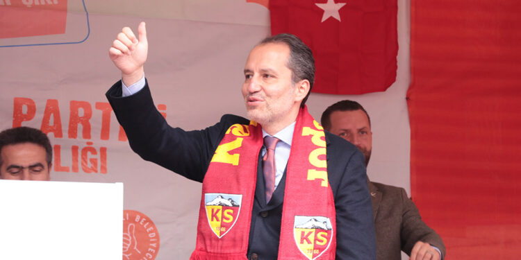 Fatih Erbakan: Sadaka ekonomisini artık bırakın