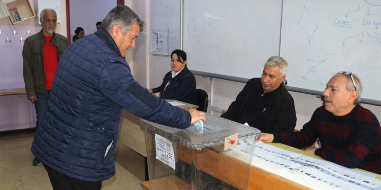 Gaziantep'te ilk oylar sandıkta
