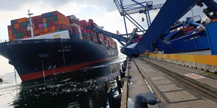 Geminin çarptığı liman işletmesinden açıklama