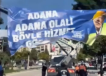 31 Mart’ta yapılacak yerel seçimler kapsamında görüntü kirliliği ve ölümlü trafik kazası nedeniyle Adana'da seçim afişleri kaldırılıyor.