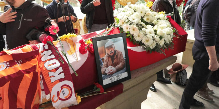 Gazeteci Ali Sirmen son yolculuğuna uğurlandı