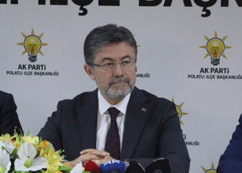 Gelecek seçimler için değil, gelecek nesiller için çalışıyoruz