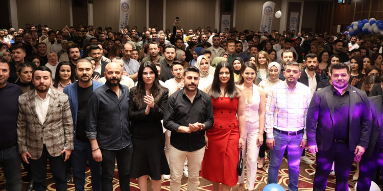 Genç Sağlık Sendikası, üyelerine özel Antalya turu düzenledi