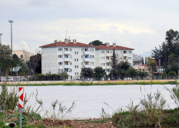 Girdiği çamaşır makinesinde boğulan Elif, kurtarılamadı