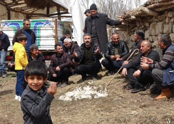 Hakkari'de sandığı boykot ettiler