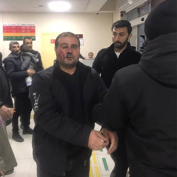 Hakkari'de polis merkezinde darp iddiasına Hakkari Valiliği, soruşturma açtı. Soruşturma sonucuna göre ilgililer hakkında yasal işlemler eksiksiz olarak uygulanacak.