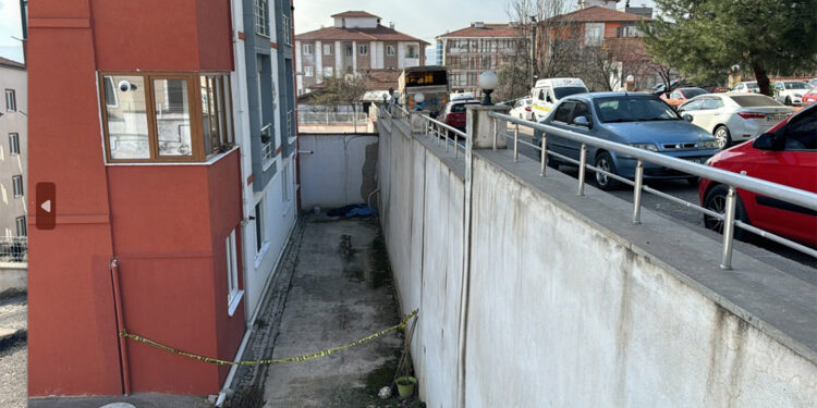 Hande'nin duvar dibinde cansız bedeni bulundu