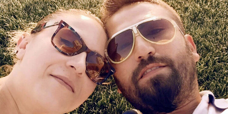 Hemşire eşini 11 bıçak darbesiyle öldüren kocaya ağırlaştırılmış müebbet