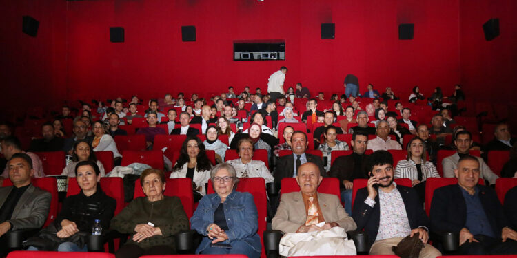 Hakemler, ‘Hayatla Barış’ filmini izledi