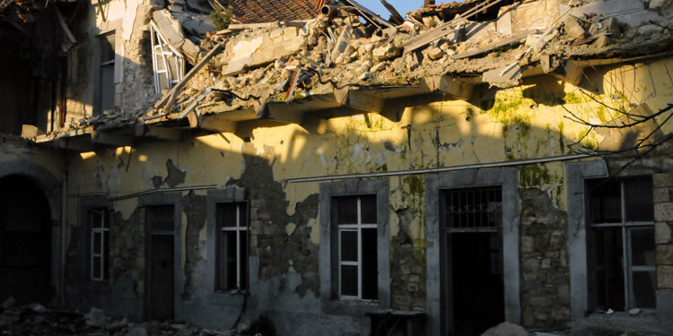 Hatay'da 420 okulda tadilat yapıldı, 175 okul güçlendiriliyor