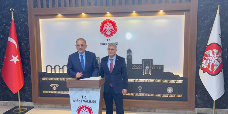 Her ay 10-15 bin konut dağıtacağız