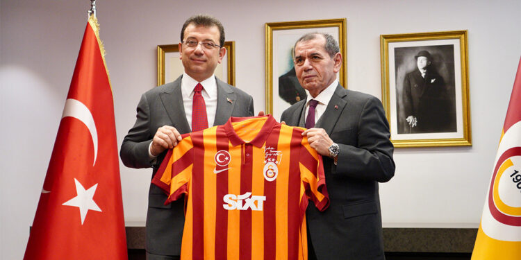 Ekrem İmamoğlu Galatasaray Başkanı Dursun Özbek'i ziyaret etti