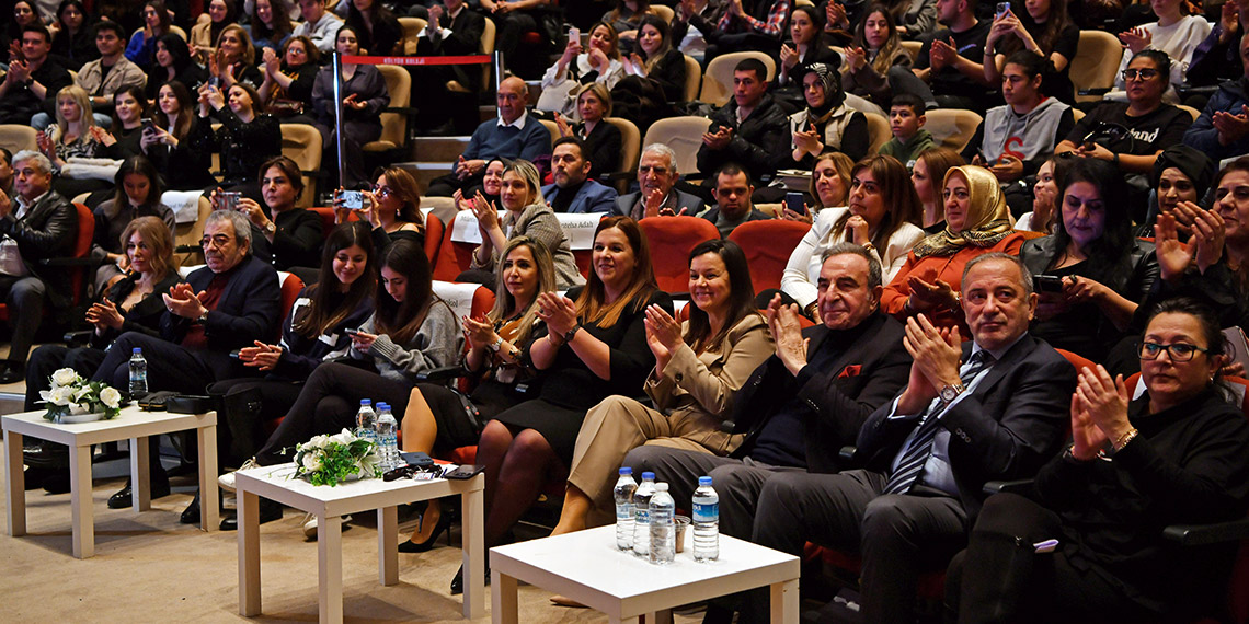 İKÜ Kariyer Onursal Ödülleri sahiplerini buldu