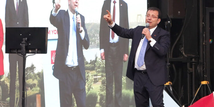 Gazze'ye el ele yardımları İstanbul halkı adına uğurlayalım