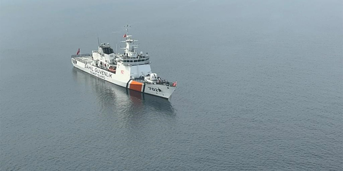 İmralı Adası açıklarında bulunan cesedin kayıp mürettebattan olup olmadığı DNA testiyle belirlenecek.