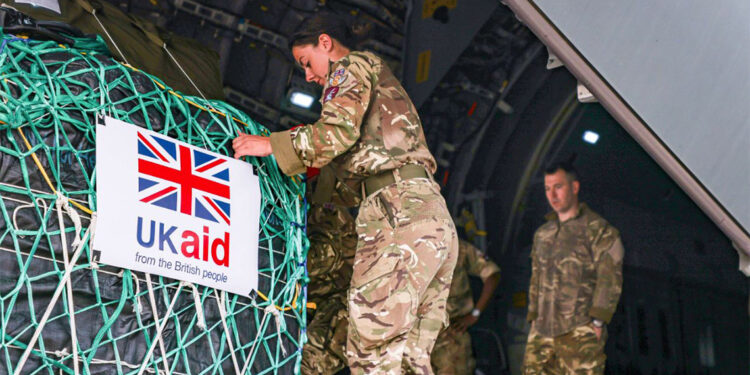 İngiltere'den Gazze'ye havadan yardım operasyonu