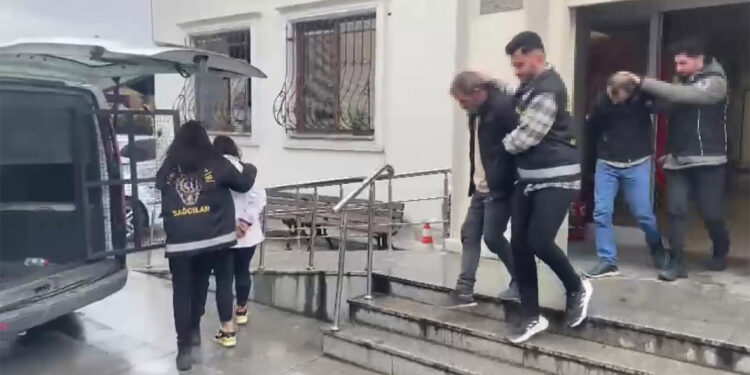 Bağcılar'da poşete sarılı halde bulunan kadın cesediyle ilgili 3 tutuklama