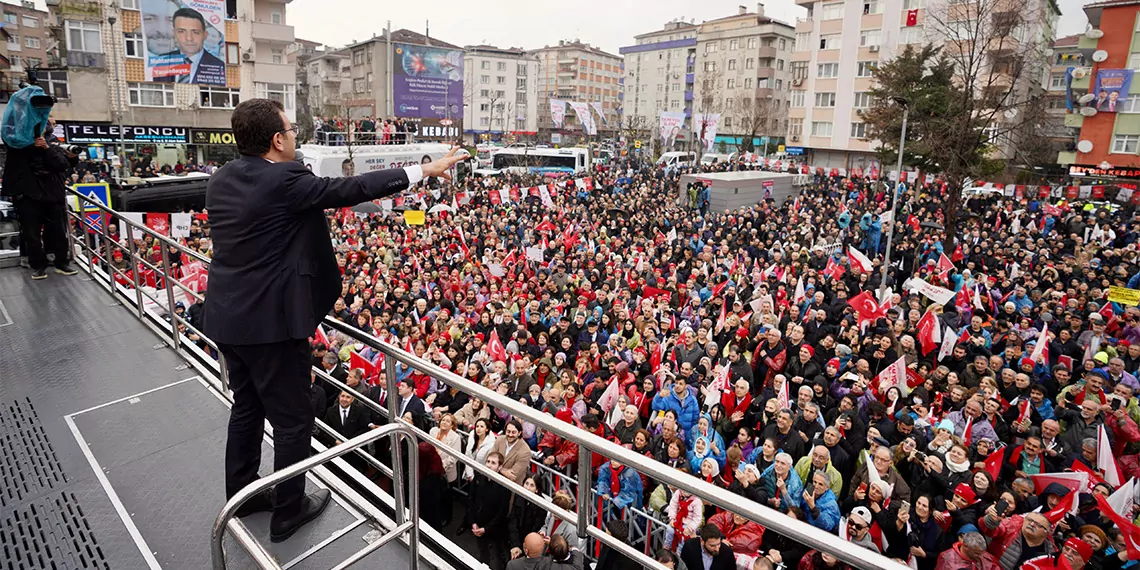 İbb başkanı ekrem i̇mamoğlu, "bakırköy-bahçelievler-kirazlı hattının açılışına davet etmeyecekler ama parasını bizden kesecekler" dedi.