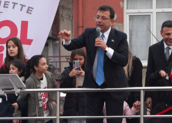 Açılışa davet etmeyecekler ama parasını bizden kesecekler