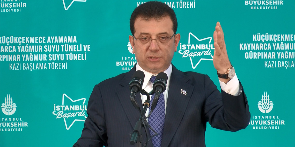 İBB Başkanı Ekrem İmamoğlu, “O, milyonlarca insanın gelip yararlandığı, Kent Lokantasının önünde kuyruğa girdiği; öğrencisinden emeklisine, işçisinden emekçisine hepsinden özür dileyene kadar bunu dile getireceğim. Öyle dil sürçmesi yok, özür dileyecek" dedi.