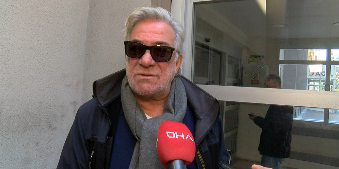 Beykoz'daki evinde rahatsızlanan usta oyuncu Kadir İnanır hastaneye kaldırıldı. Beyin damarında pıhtı attığı öğrenilen İnanır'ın yoğun bakımda tedavisi sürüyor.