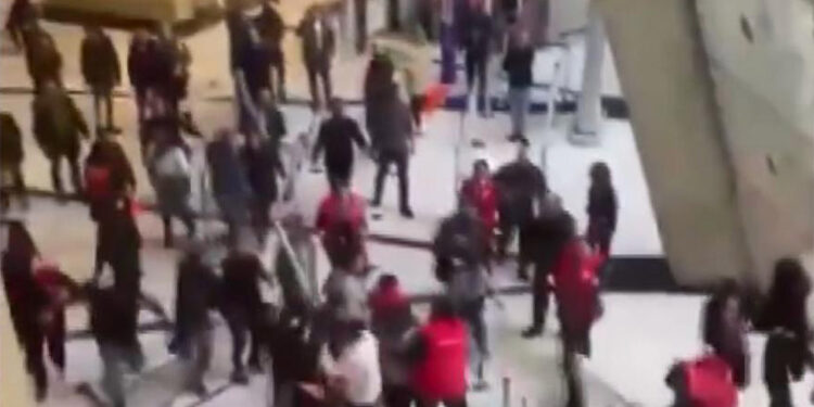 PKK sempatizanları olay çıkardı, yaralılar var