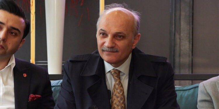 İstanbul'un nüfusunu 10 milyona kadar çekmek gerekir