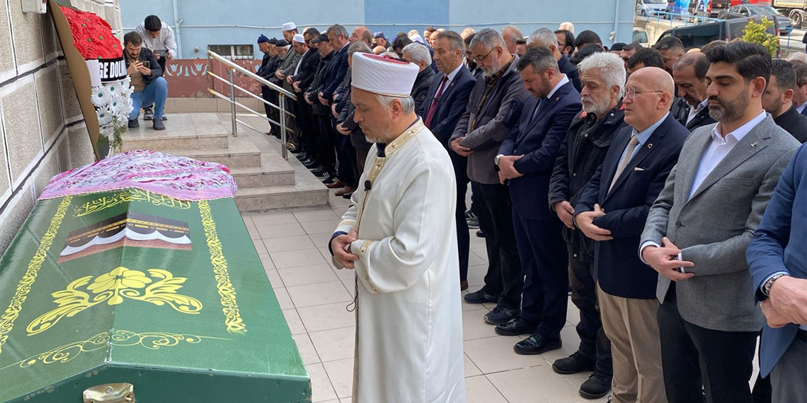 İstinat duvarının dibinde ölü bulunan Hande yüksekten düşmüş