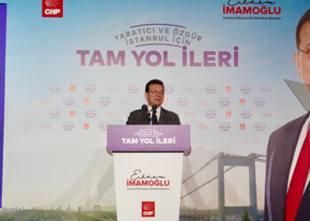 İmamoğlu Haliç Kongre Merkezi'nde konuştu