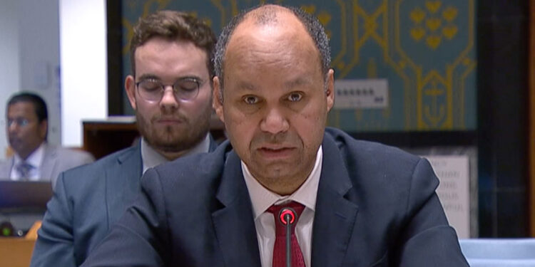 İran'ın Husilere desteğine İngiltere ve ABD'den tepki