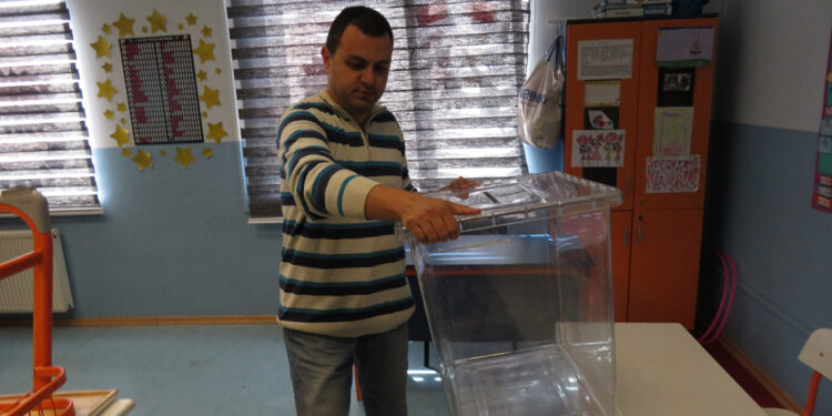 İstanbul'da okullarda seçim hazırlıkları tamamlandı