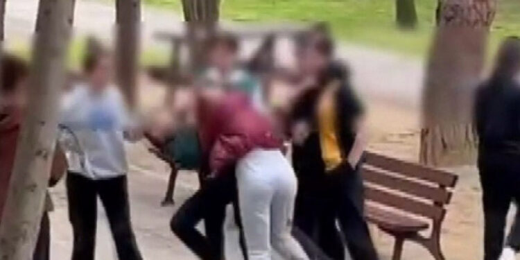 İstanbul'da yaşanan kavgalar kamerada