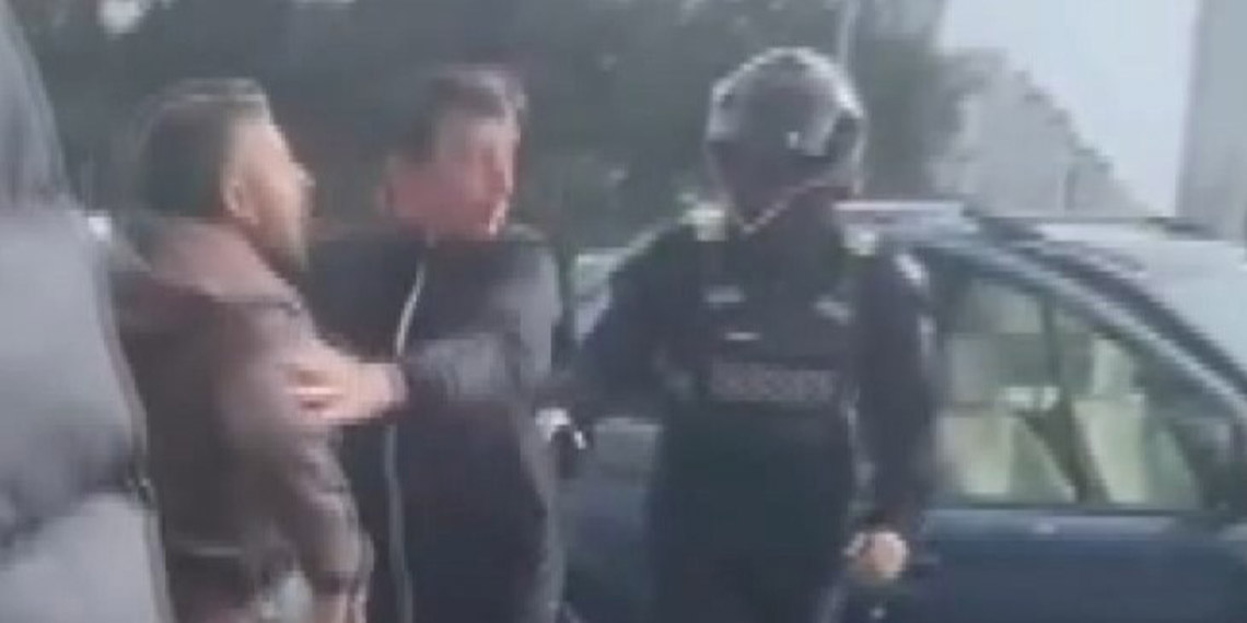 İstanbul'da yaşanan kavgalar, cep telefonu kamerası tarafından kaydedildi.