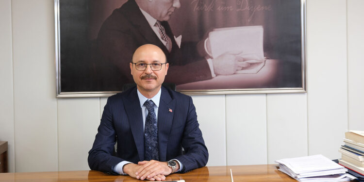 Kadın istihdamının önündeki engeller kaldırılmalıdır