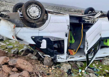 Kahramanmaraş'ta servis devrildi: 14'ü öğrenci 15 yaralı