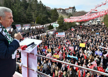 Kanalizasyonu açık, suyu akmayan köy kalmayacak