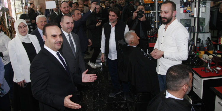 Kendisini hayali cumhurbaşkanı yardımcısı ilan etti