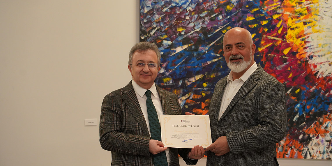 Kent Manzaraları sergisi İstanbul Kent Üniversitesi'nde açıldı