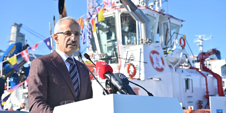 Limanlarda elleçlenen yük miktarı şubatta yüzde 15,4 arttı