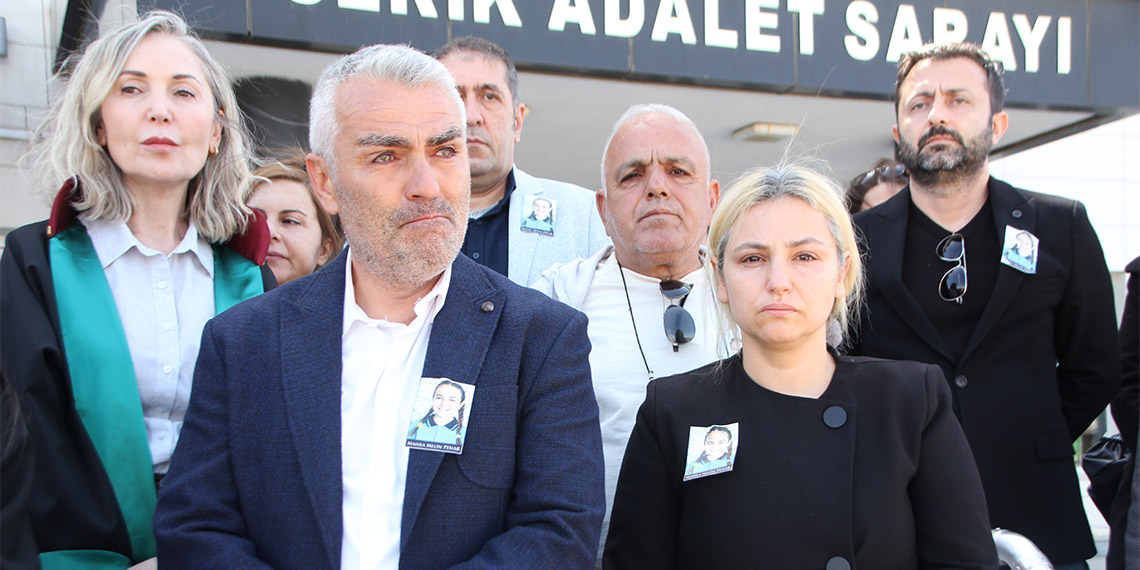 Köpeklerden kaçarken kamyon altına kalan 23 gün sonra hayatını kaybeden Mahra'nın ceza davası 'soruşturma izni' nedeniyle durduruldu.