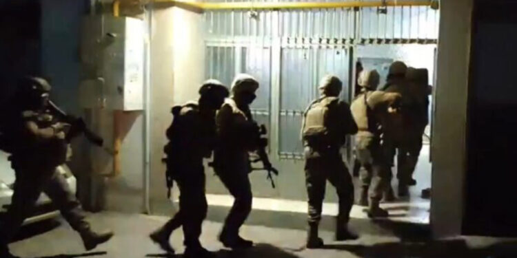 'MAHZEN-3' operasyonlarında 2 suç örgütü çökertildi